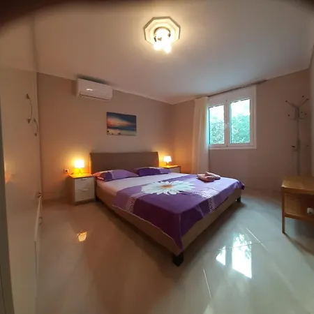 Feriehus Kellys House *