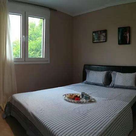 Kellys House Néa Plája