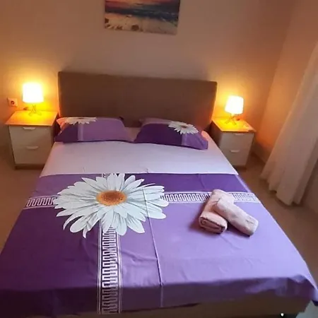 Nyaraló Kellys House *