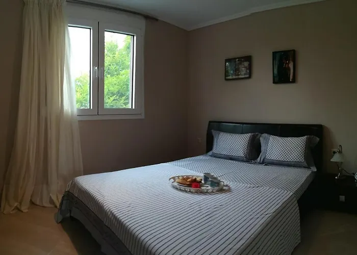 Kellys House Néa Plája