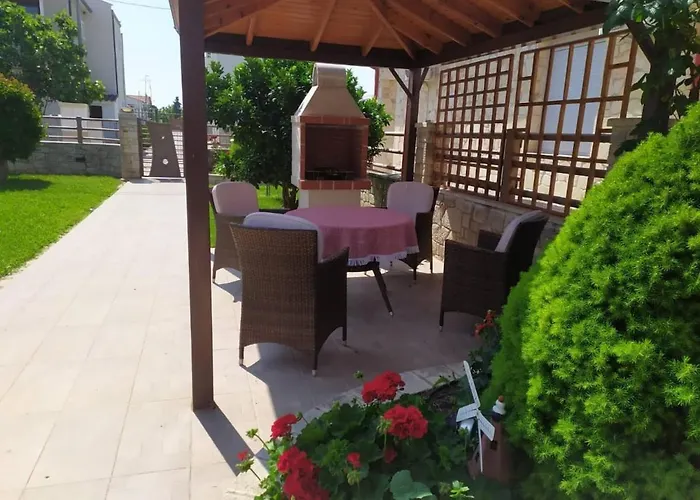Nyaraló Kellys House Néa Plája